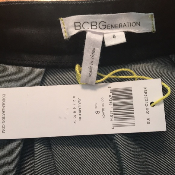 🎉HP🎉 🆕 BCBGeneration Black Denim Pleated Skirt 8 - Picture 5 of 6